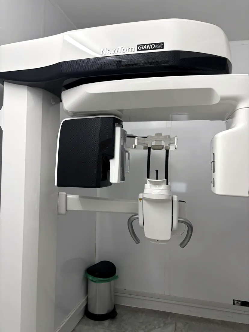 Appareil de radiologie dentaire 3D NewTom GiANO HR